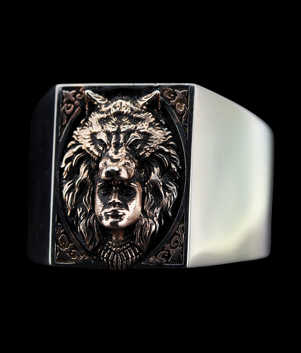 Men's Sterling Silver Ring with Native American Head with Wolf