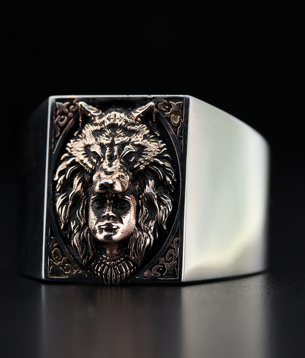 Men's Sterling Silver Ring with Native American Head with Wolf