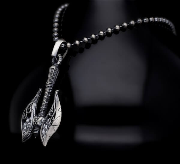 Men’s Sterling Silver Double-Sided Axe Necklace