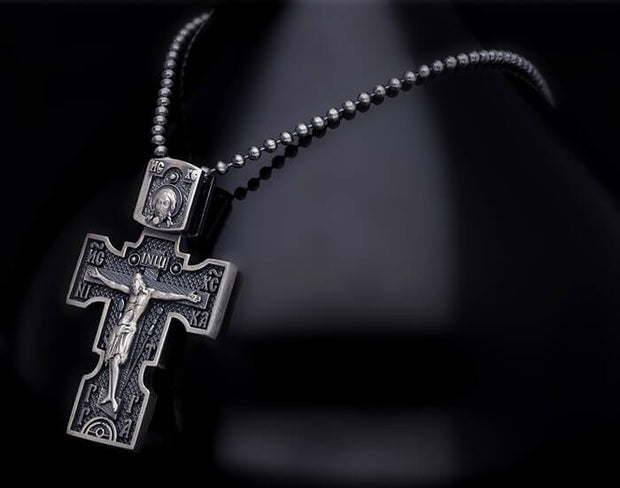 Men’s Sterling Silver Jesus Christ Crucifixtion Cross Necklace