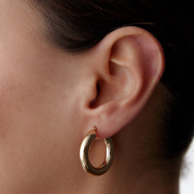 Mede Bombe Hoop Earrings