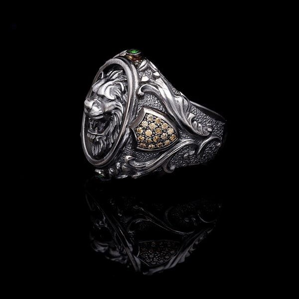 Men’s Sterling Silver Oval Lion Ring