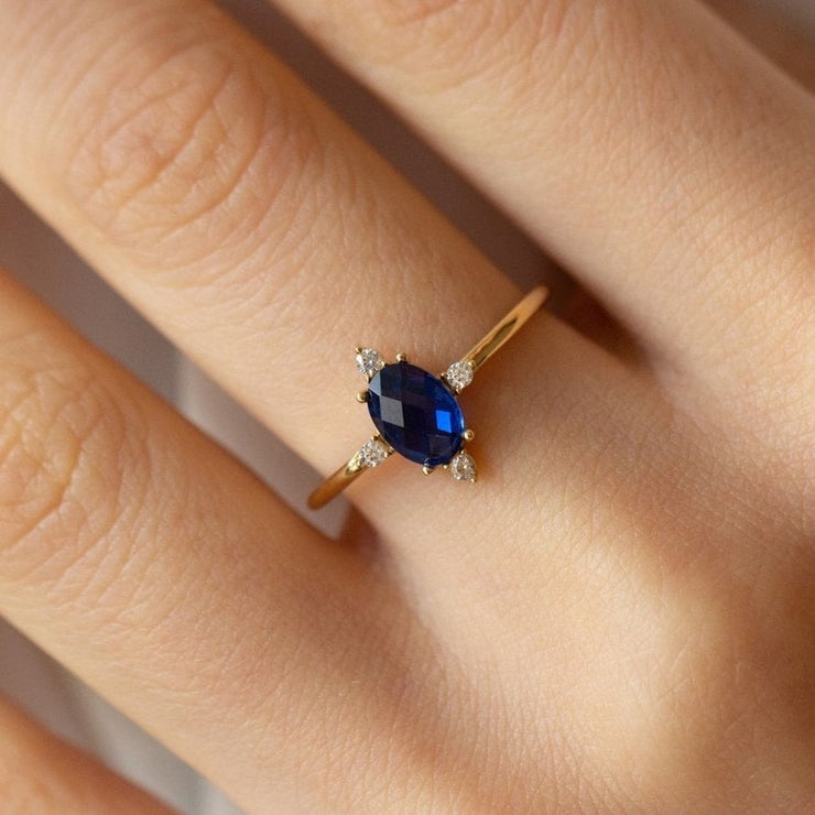 14k Gold Blue Topaz Oval Ring