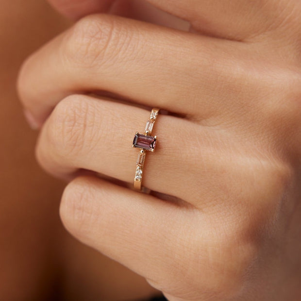 14k Gold Violet Square Ring